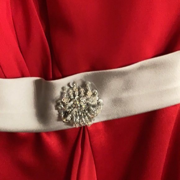 Alfred Angelo Bridesmaid/Prom Dress - Picture 4 of 6